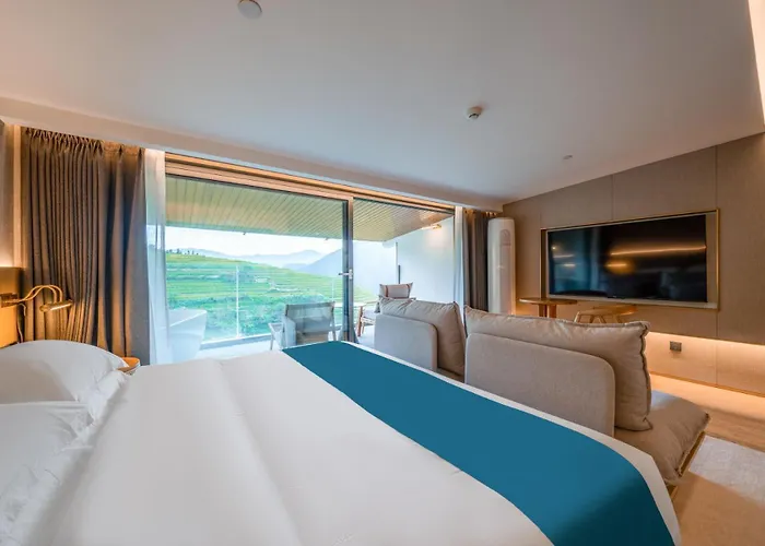 Floral Lux Hotel--Panoramic View Of Terrac,Sunrise, Heated Pool & Affordable Luxury