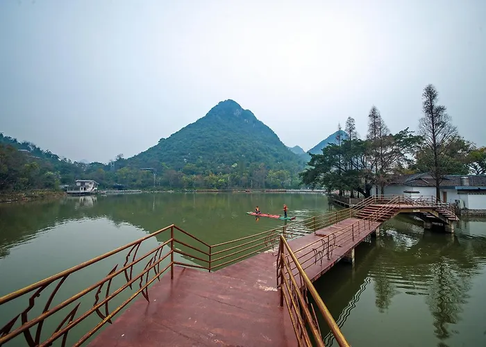 Secret Garden Lakefront Hotel 连住两晚享高铁站免费接站